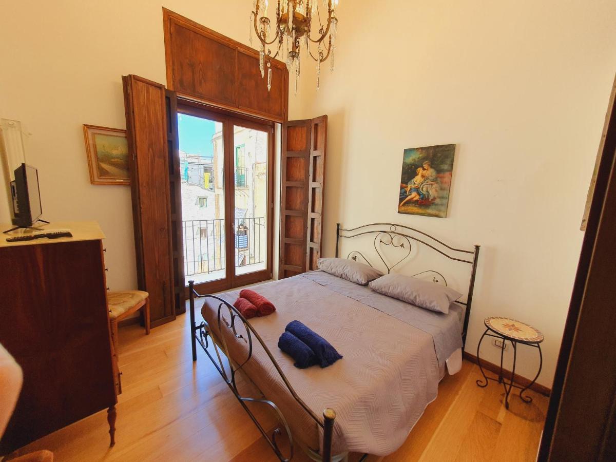 "Guttuso Tribute Suite" Experience Apartment Палермо Екстериор снимка
